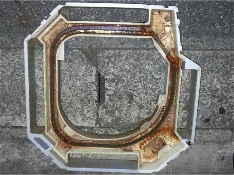 汚れ箇所　確認用 クリーニングディスク サビ・ペンキ落し モノタロウ 研磨ディスク