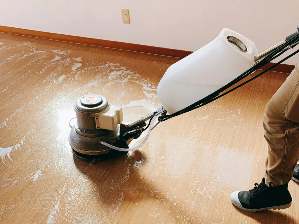 事務所・オフィス清掃 | 株式会社ACE（エース）｜最安値に挑戦する東京